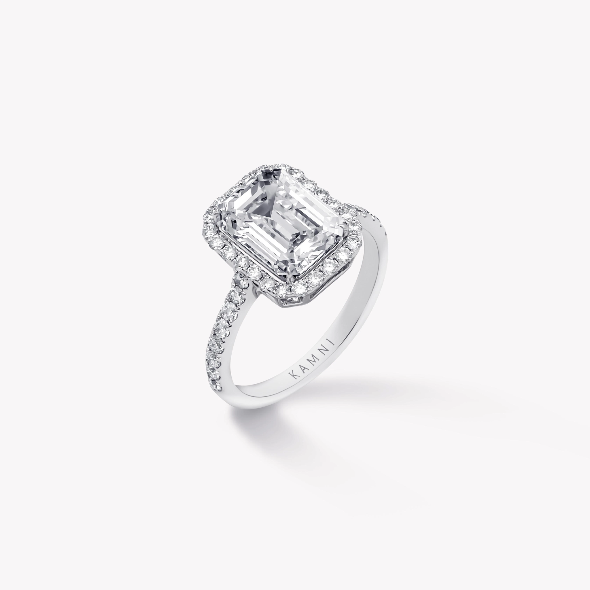 EMERALD CUT PAVÉ DIAMOND RING