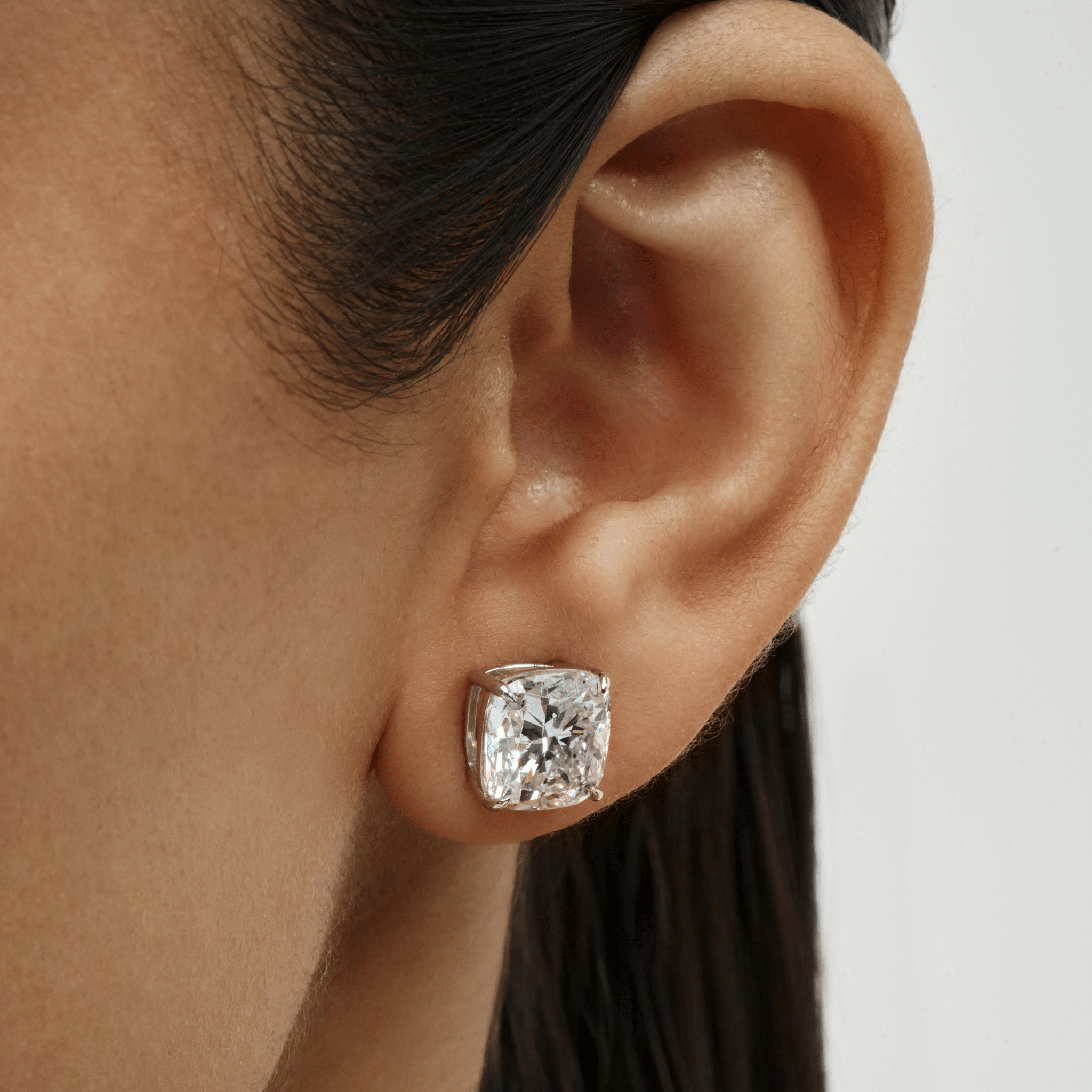 CUSHION DIAMOND STUD EARRINGS - KAMNI Jewelry