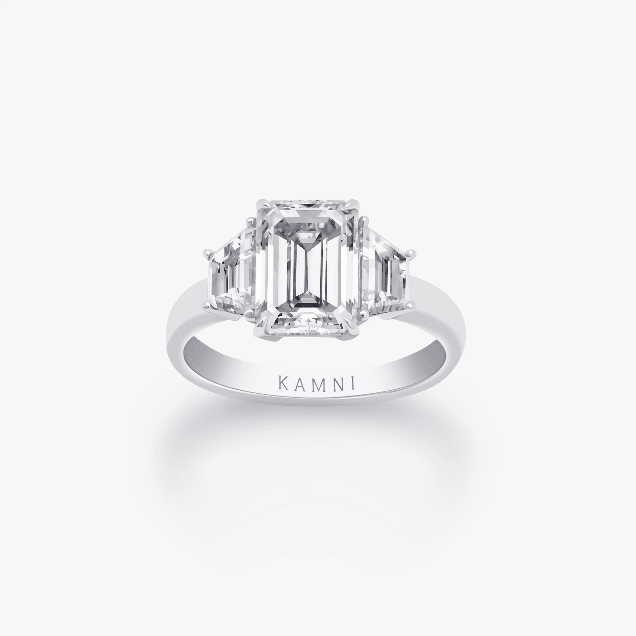 EMERALD AND TRAPEZE DIAMOND TRILOGY RING - KAMNI Jewelry