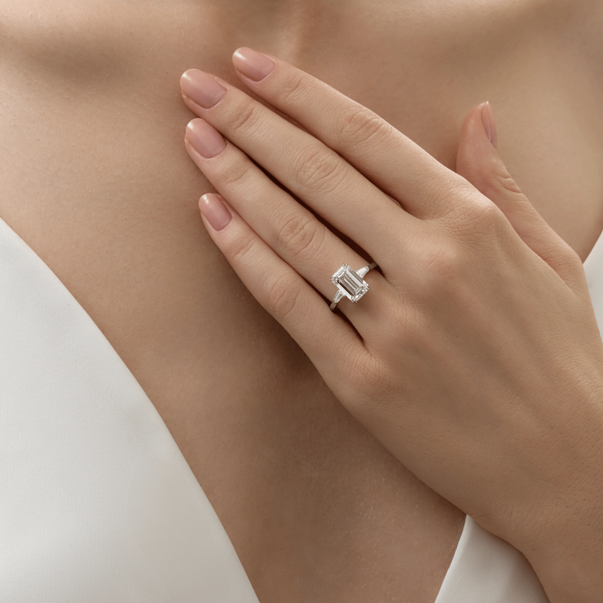 EMERALD CUT DIAMOND ENGAGEMENT RING - KAMNI Jewelry