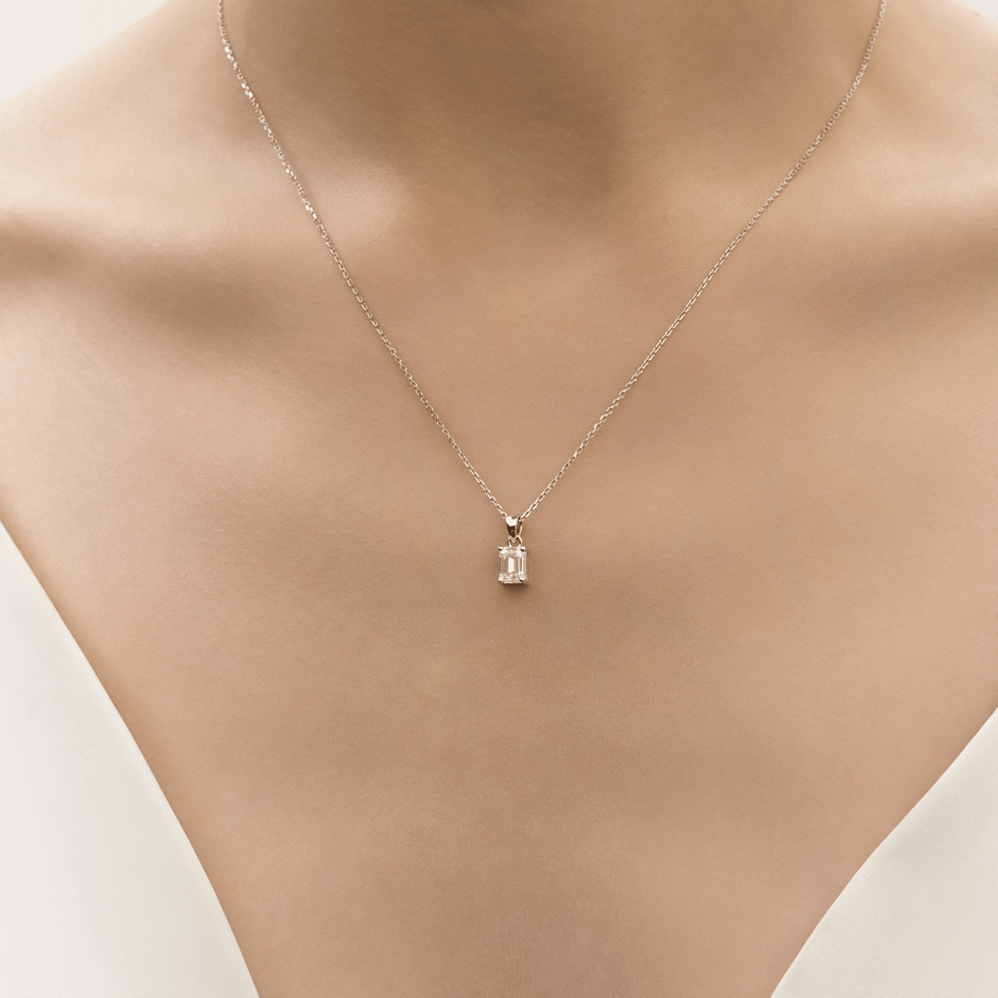 EMERALD DIAMOND PENDANT - KAMNI Jewelry