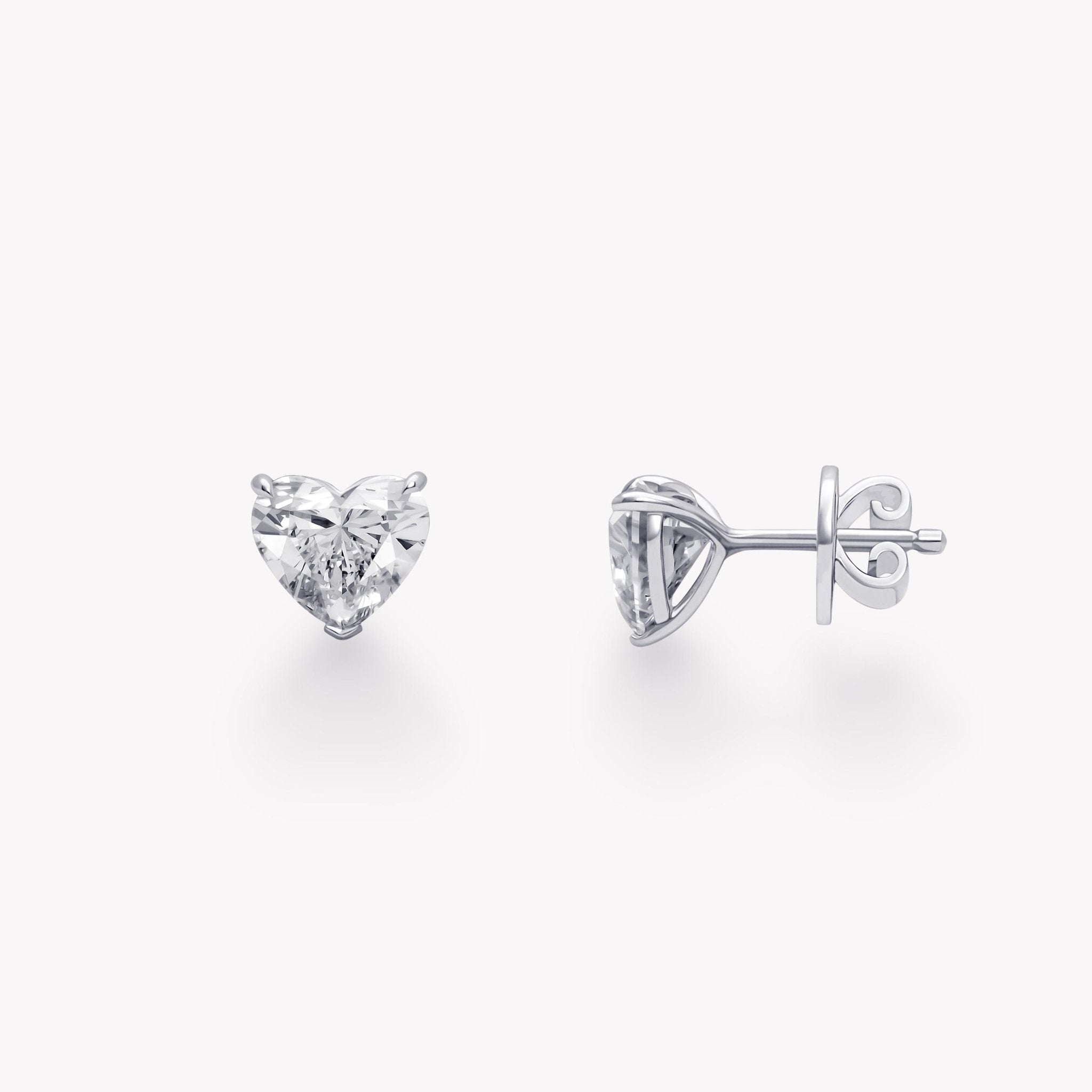 HEART DIAMOND STUD EARRINGS - KAMNI Jewelry