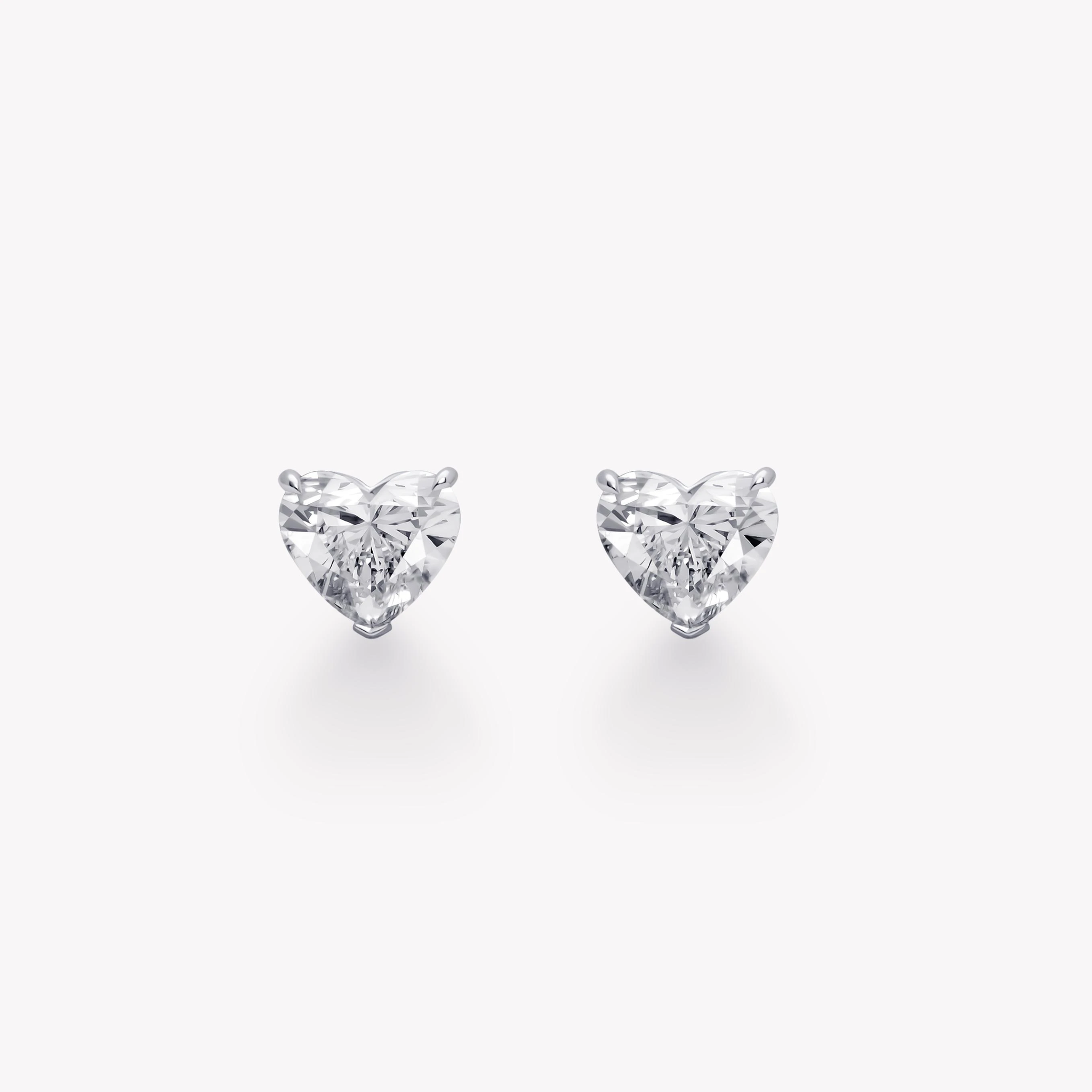 HEART DIAMOND STUD EARRINGS - KAMNI Jewelry