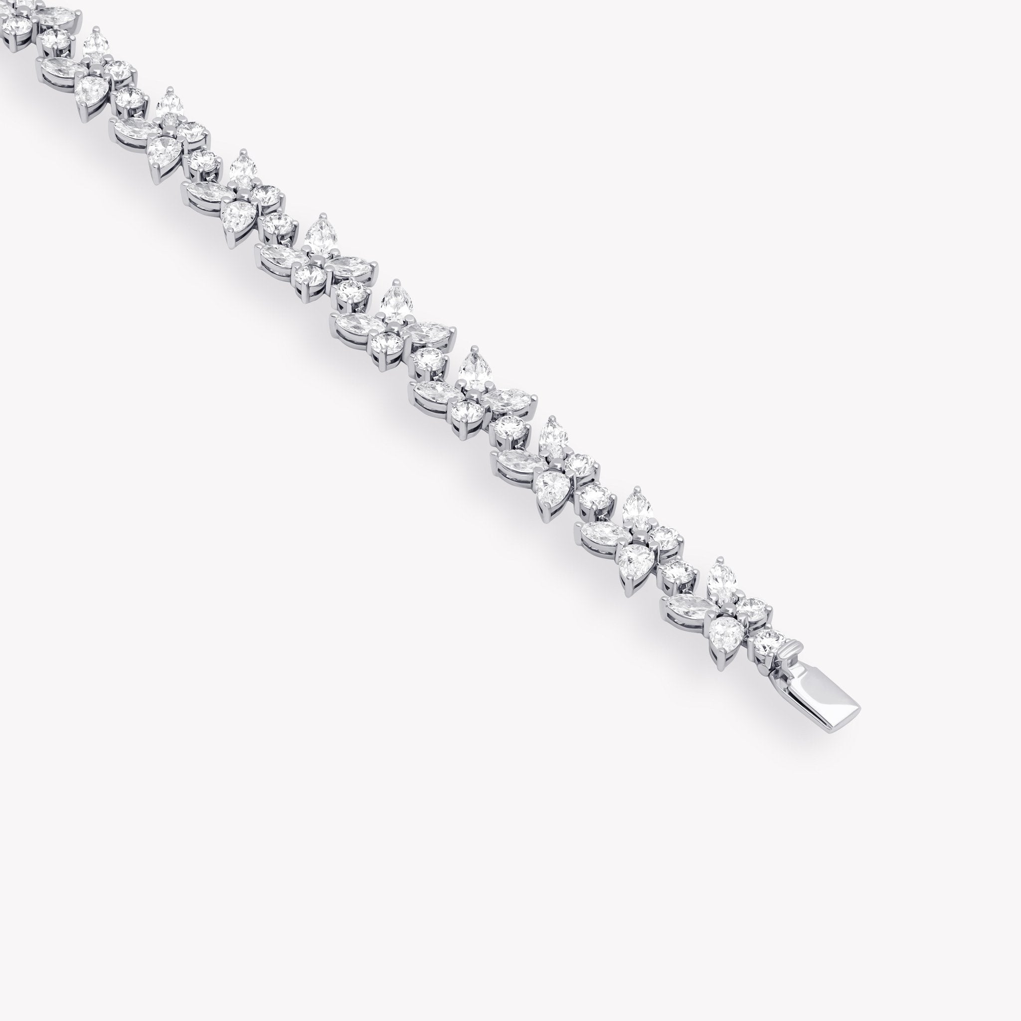 BUTTERFLY DIAMOND BRACELET