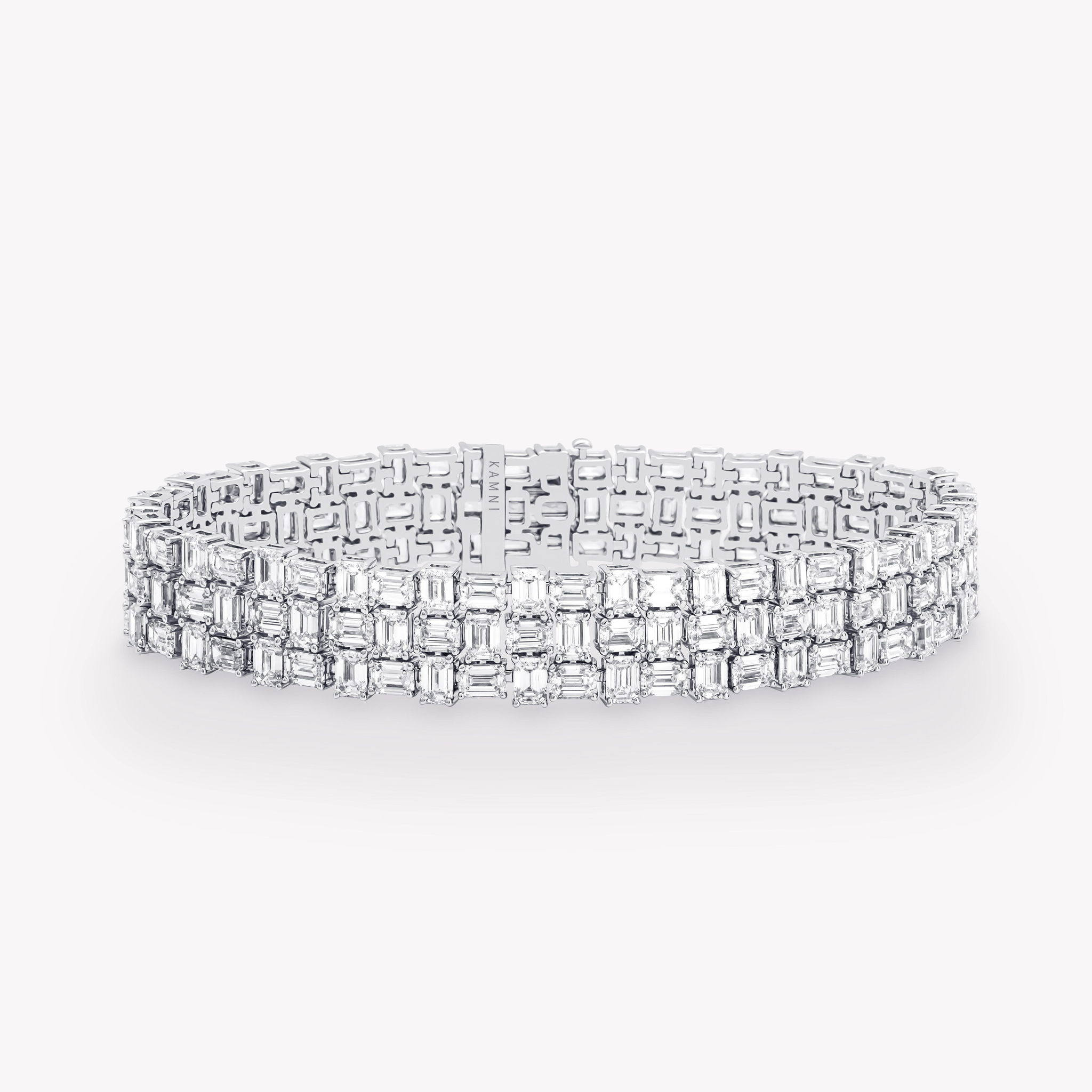 EMERALD CUT DIAMOND BRACELET