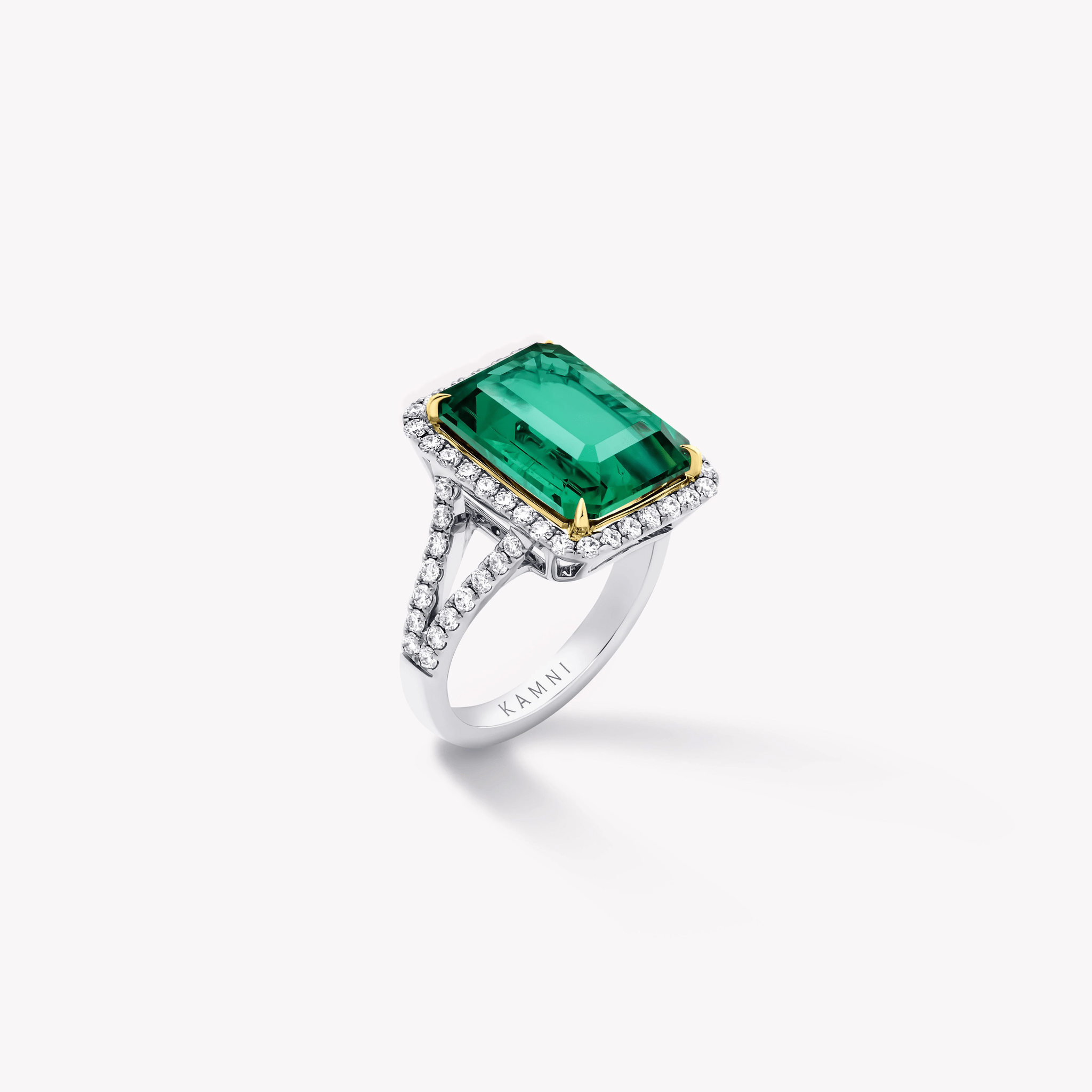 OCTAGON EMERALD AND DIAMOND RING - KAMNI Jewelry