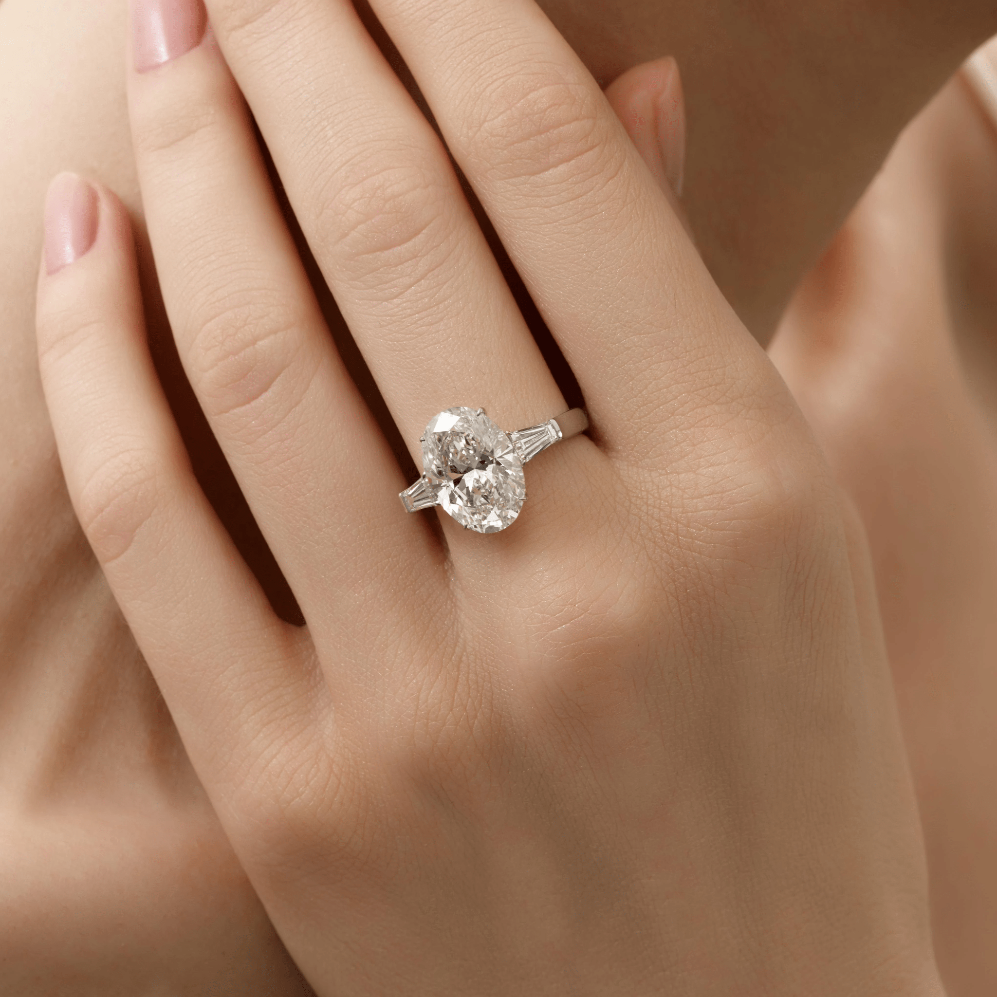 OVAL DIAMOND ENGAGEMENT RING - KAMNI Jewelry