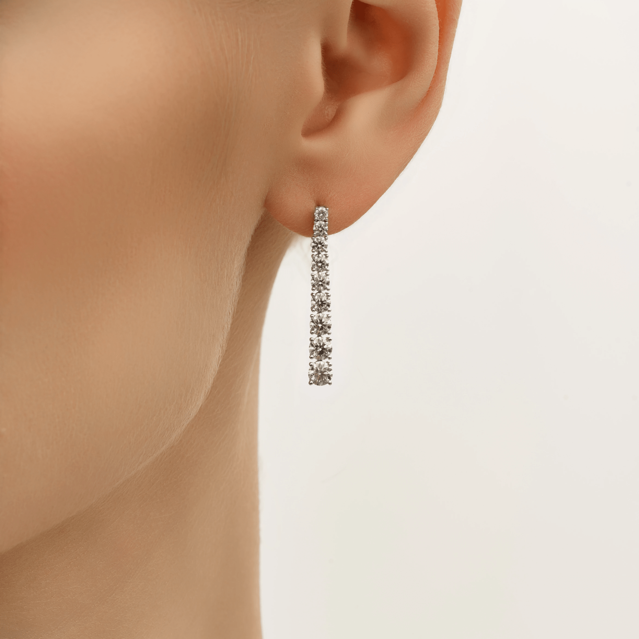 ROUND DIAMOND DROP EARRINGS - KAMNI Jewelry