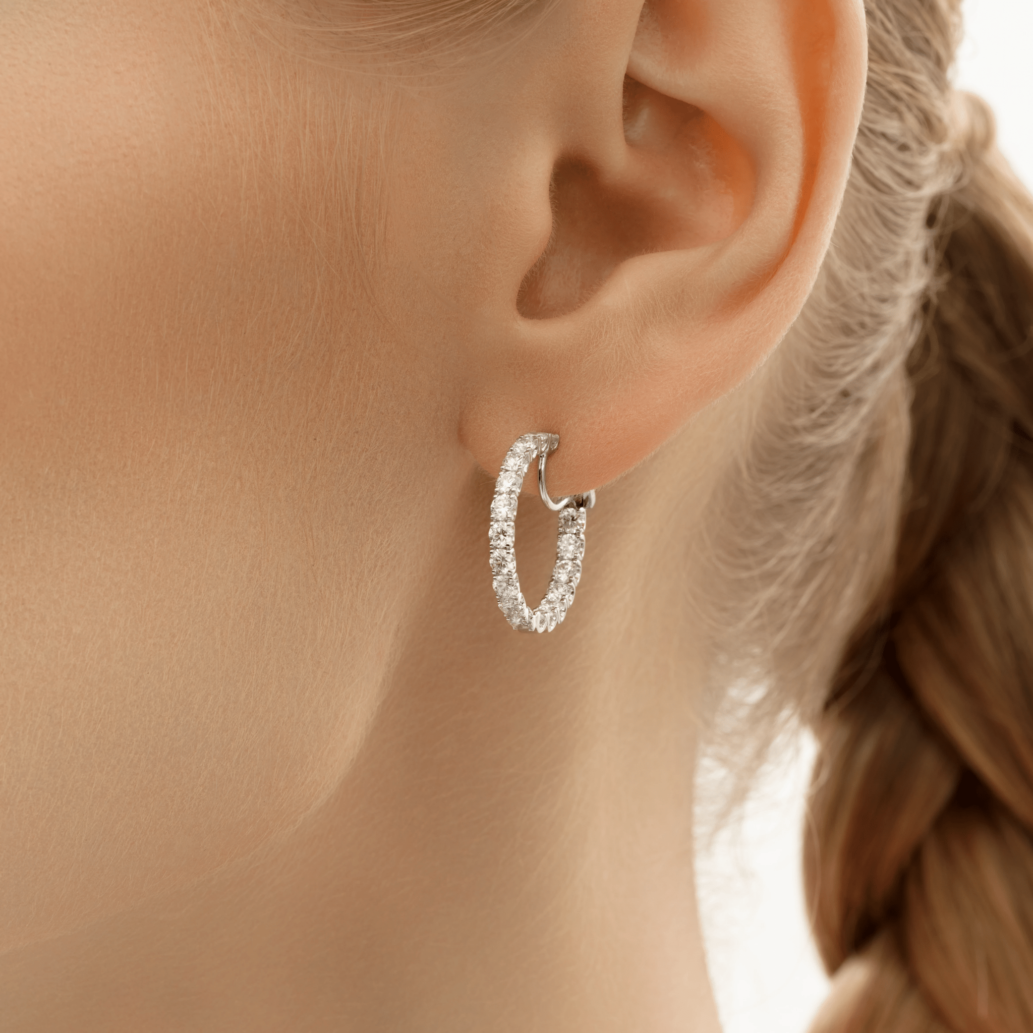 ROUND DIAMOND HOOP EARRINGS - KAMNI Jewelry